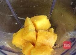 芒果牛奶西米露的做法图解3