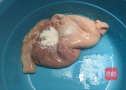 猪肚玉米茶树菇汤的做法图解4