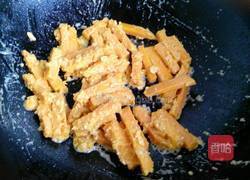 咸蛋黄炒南瓜的做法图解6