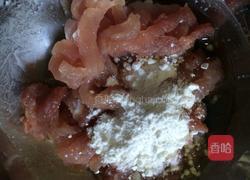 韭菜苔炒肉的做法图解2