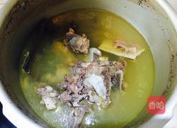 焖牛腩(豆芽百叶版)的做法图解1