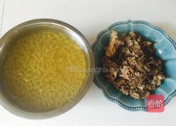 焖牛腩(豆芽百叶版)的做法图解2