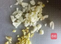 香菇油菜的做法图解3