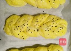 辫子面包的做法图解5