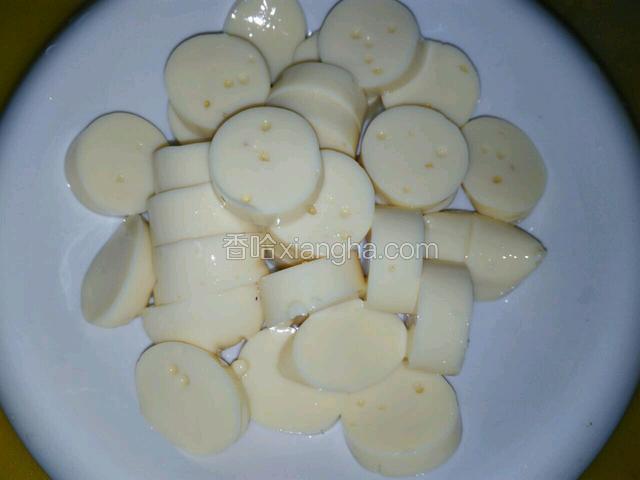 豆腐切厚片