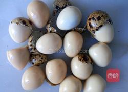 油煎鹌鹑蛋的做法图解2