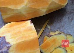 南瓜小米香肠粥的做法图解2