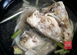 鱼头豆腐的做法图解2