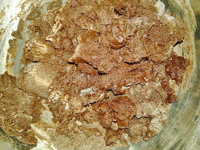 使粉类物质完全融入到黄油里。