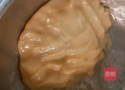 白莲蓉蛋黄月饼的做法图解2