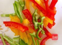 彩椒平菇炒肉片的做法图解2