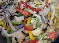 彩椒平菇炒肉片的做法图解5