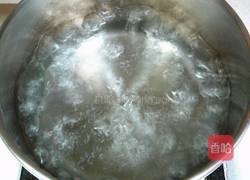 椰浆黄桃西米露的做法图解2