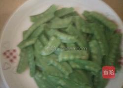 荷兰豆炒腊肠的做法图解5