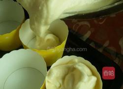 戚风杯子蛋糕的做法图解6