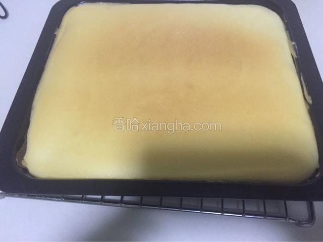 烤箱设置180度，放中上层，烤二十分钟
