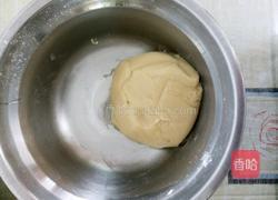红豆馅广式月饼的做法图解5