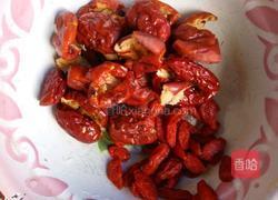 当归药材鸡脚的做法图解3