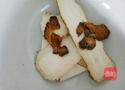 当归药材鸡脚的做法图解4