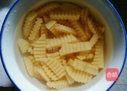 韩式油炸狼牙土豆的做法图解2