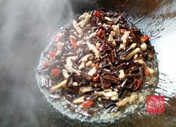 干蕨菜炒肉丝的做法图解13