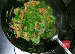 虾米炒韭菜的做法图解6