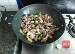 酸笋焖番鸭的做法图解5