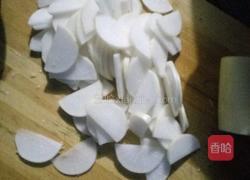 粉丝萝卜丸子汤的做法图解4