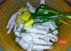 红烧麻辣鸡爪的做法图解1