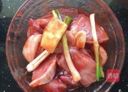 蜜汁叉烧的做法图解1