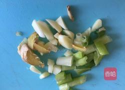 猪肉皮炖豆角、土豆～的做法图解5