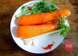 酸辣萝卜丝的做法图解1
