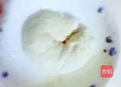 香脆芝麻韭菜饼的做法图解1