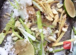 酱烤小鲈鱼的做法图解2