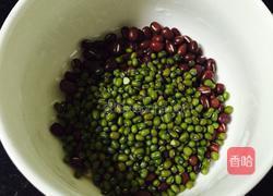 消暑营养粥的做法图解1