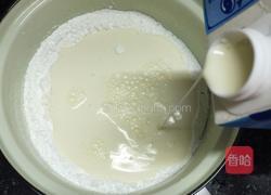 冰皮月餅的做法圖解2