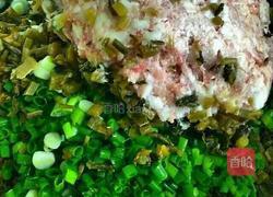 酸菜肉包的做法图解2