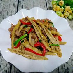 土猪肉炒酸笋的做法[图]