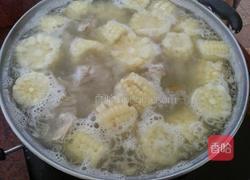 玉米排骨汤的做法图解5