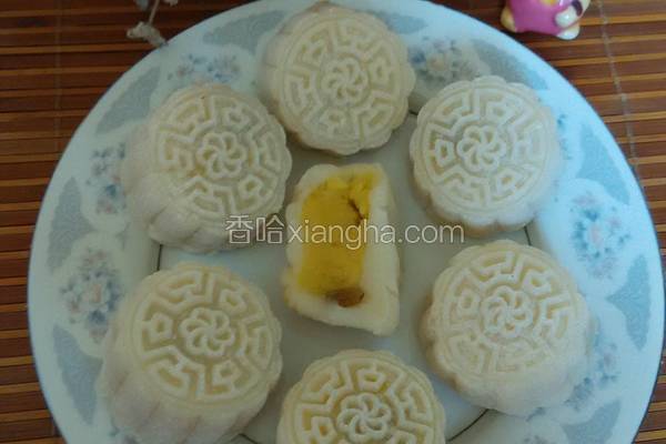 奶黄冰皮月饼