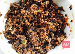 猪肉木耳馅大蒸饺～的做法图解4