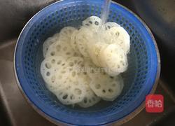 莲藕炒肉的做法图解3