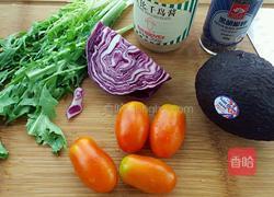 牛油果沙拉的做法图解1