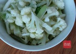 清炒菜花的做法图解5