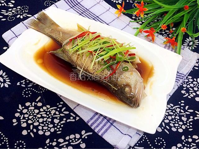 蒸鲈鱼