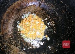 三丁炒饭的做法图解5
