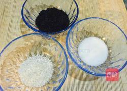 黑芝麻糊的做法图解1