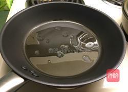 洋葱炒西红柿的做法图解2