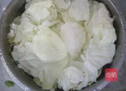 炝炒圆白菜的做法图解3