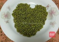 百合绿豆汤的做法图解2